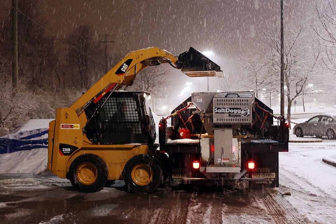 24/7 Emergency Snow Clearing